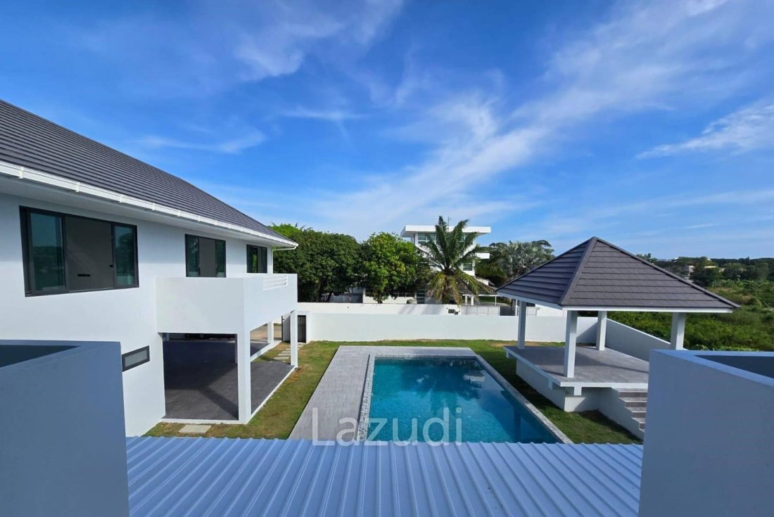 Villa in Rawai, Phuket, Thailand 2 - 16653528