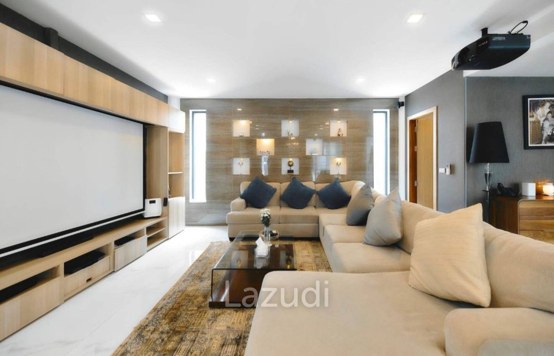 Villa in Pattaya City, Chon Buri, Thailand 4 - 12643166
