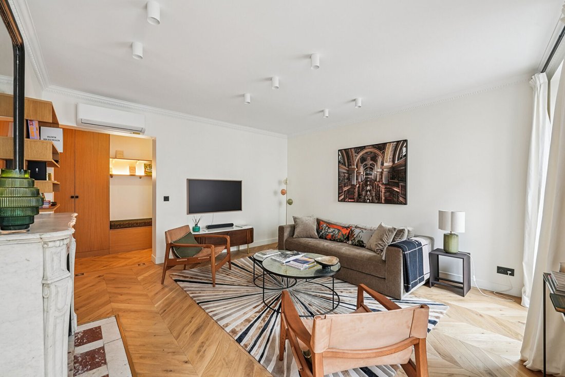 Apartment in Invalides, Paris 7e Arrondissement, Paris 3 - 16651529