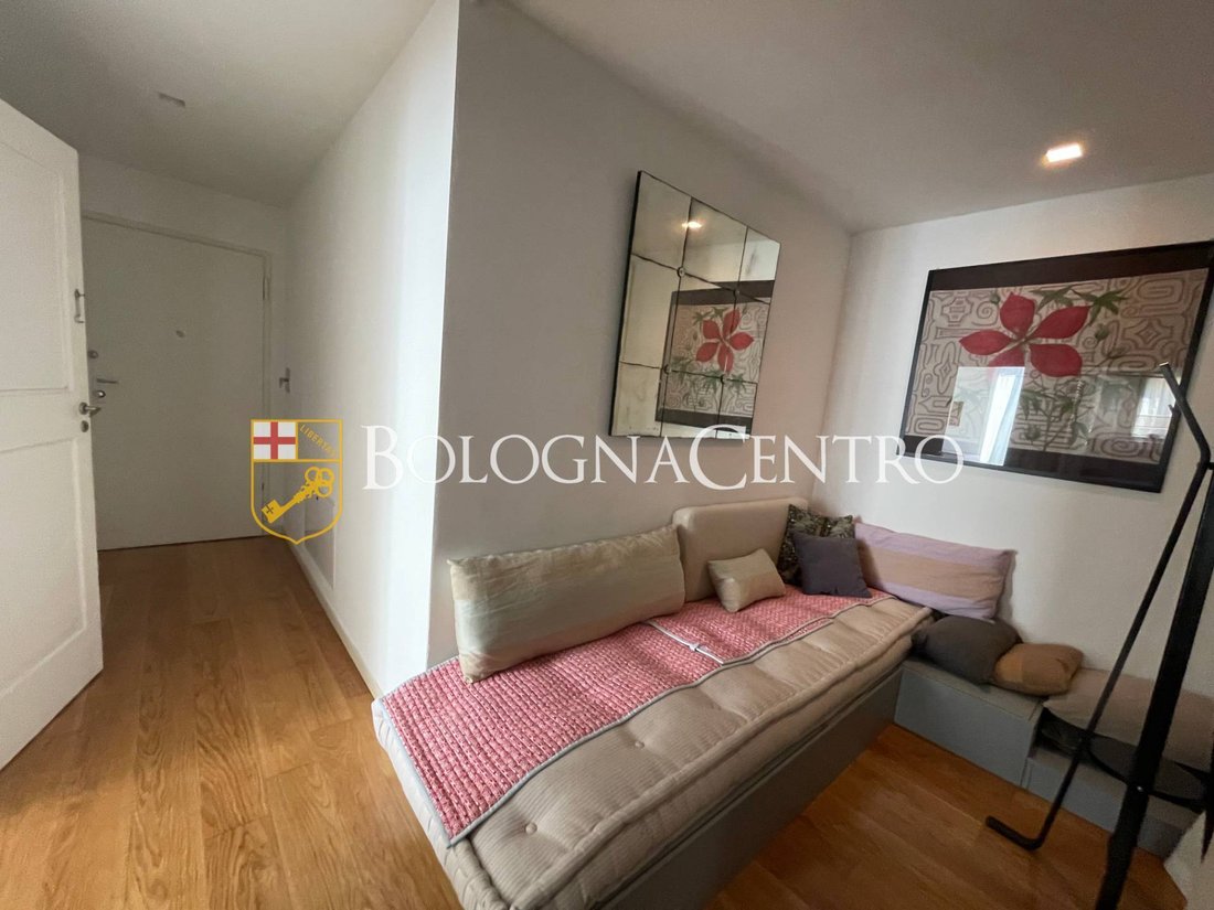 Apartment in Historic Center, Bologna, Italy 3 - 16651921