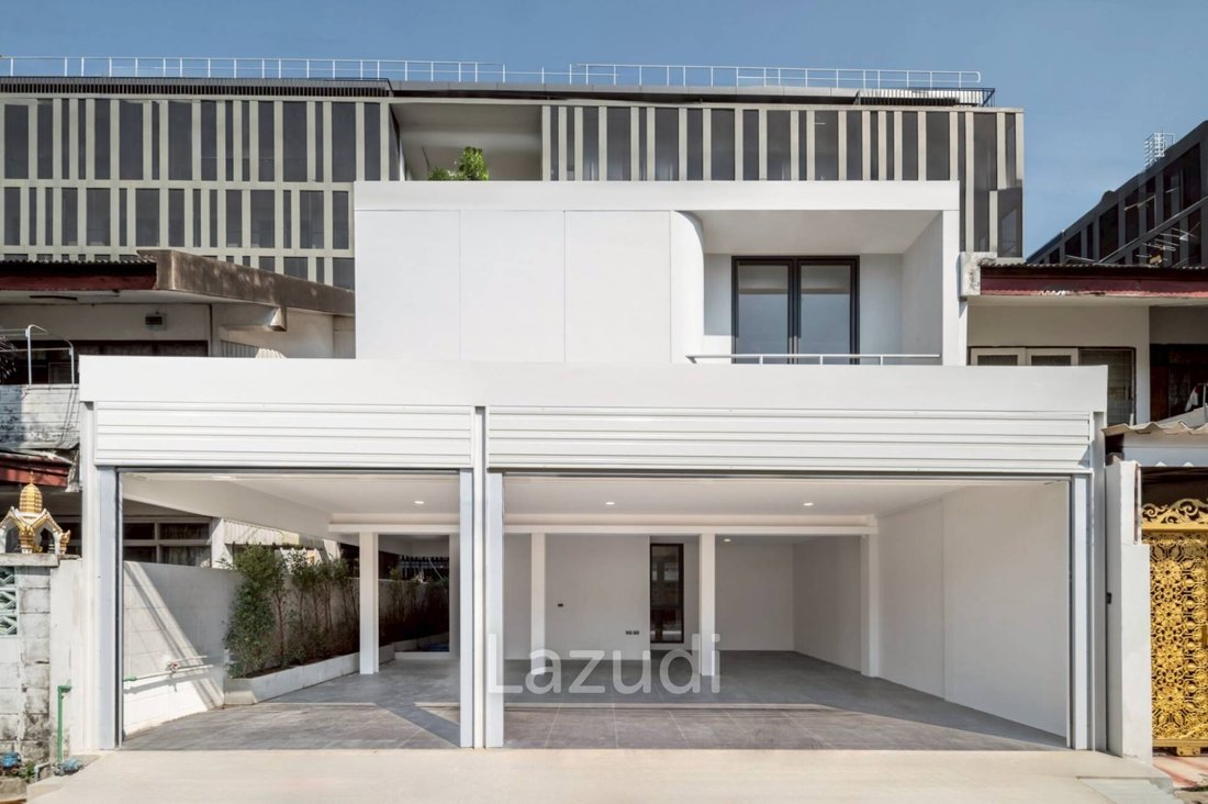 House in Phaya Thai, Krung Thep Maha Nakhon, Thailand 2 - 16652669