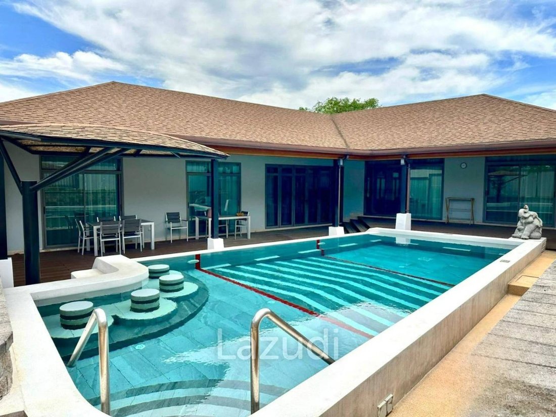 Villa in Si Sunthon, Phuket, Thailand 1 - 16654168