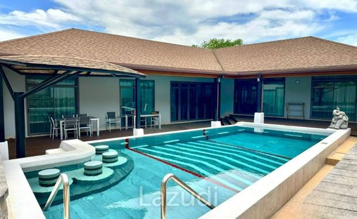 Villa in Si Sunthon, Phuket, Thailand 1