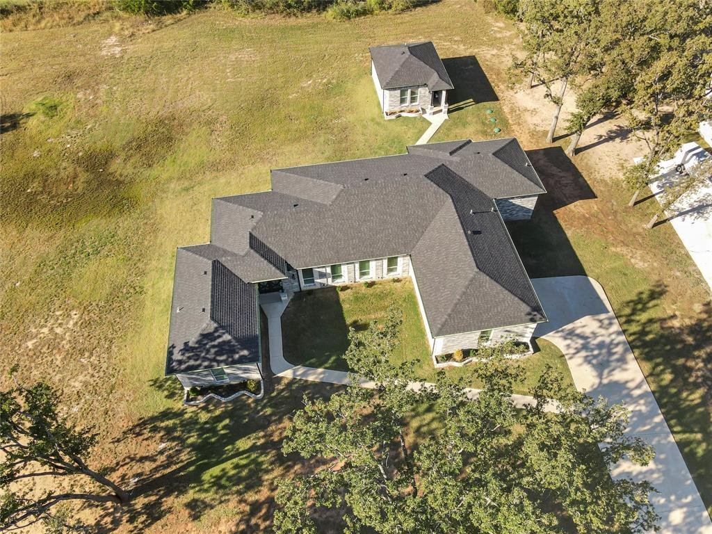 House in Corsicana, Texas, United States 2 - 16652698