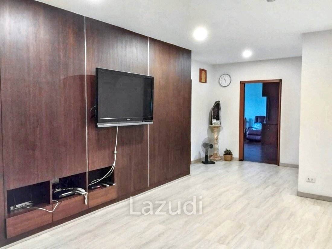 Apartment in Bangkok, Bangkok, Thailand 5 - 16653852