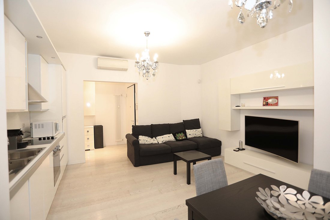 Apartment in Historic Center, Milan, Lombardy 2 - 16651032