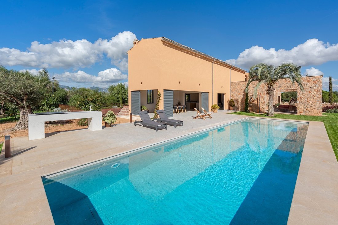 Country House in Santa Maria del Cami, Balearic Islands, Spain 2 - 16649814