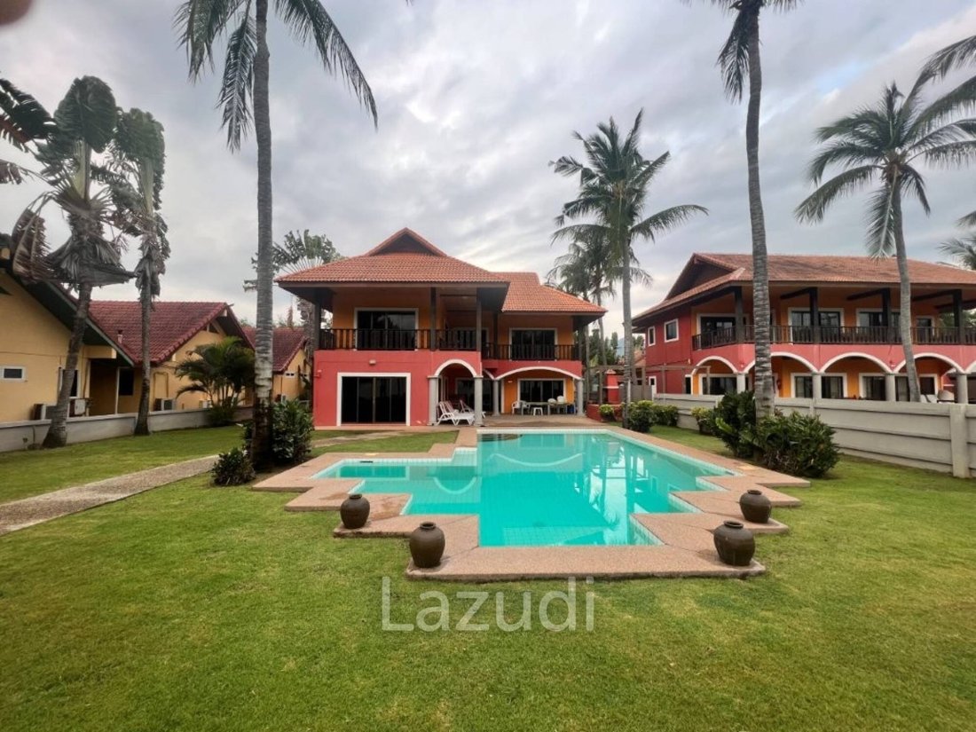 Villa in Sam Roi Yot, Prachuap Khiri Khan, Thailand 1 - 16654192