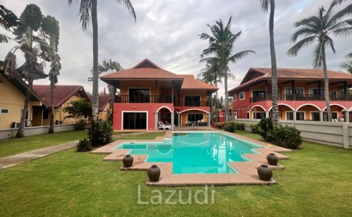 Villa in Sam Roi Yot, Prachuap Khiri Khan, Thailand 1