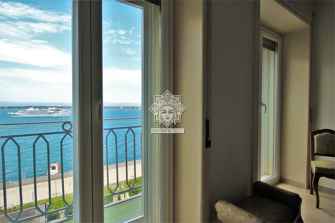 Apartment in Ortigia, Sicily, Italy 2 - 16652189
