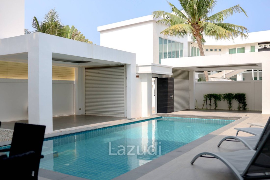 Villa in Pattaya City, Chon Buri, Thailand 1 - 12645646