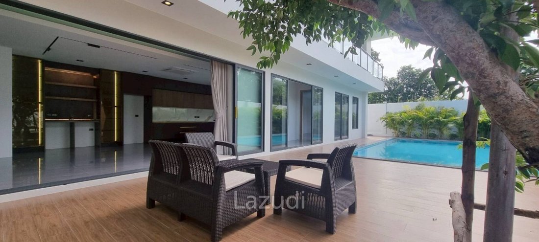 Villa in Pattaya City, Chon Buri, Thailand 2 - 16652903