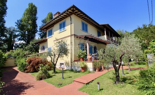 Villa à Pietrasanta, Toscane, Italie 1