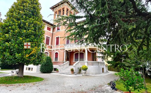 Villa in Spilamberto, Emilia-Romagna, Italy 1
