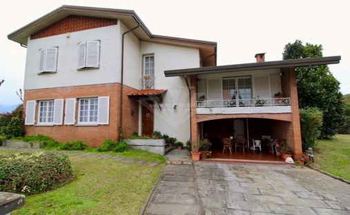 Villa à Tonfano, Pietrasanta, Italie 1