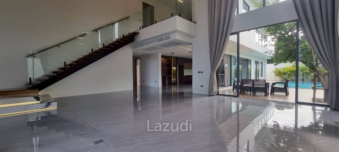 Villa in Pattaya City, Chon Buri, Thailand 4 - 16652903