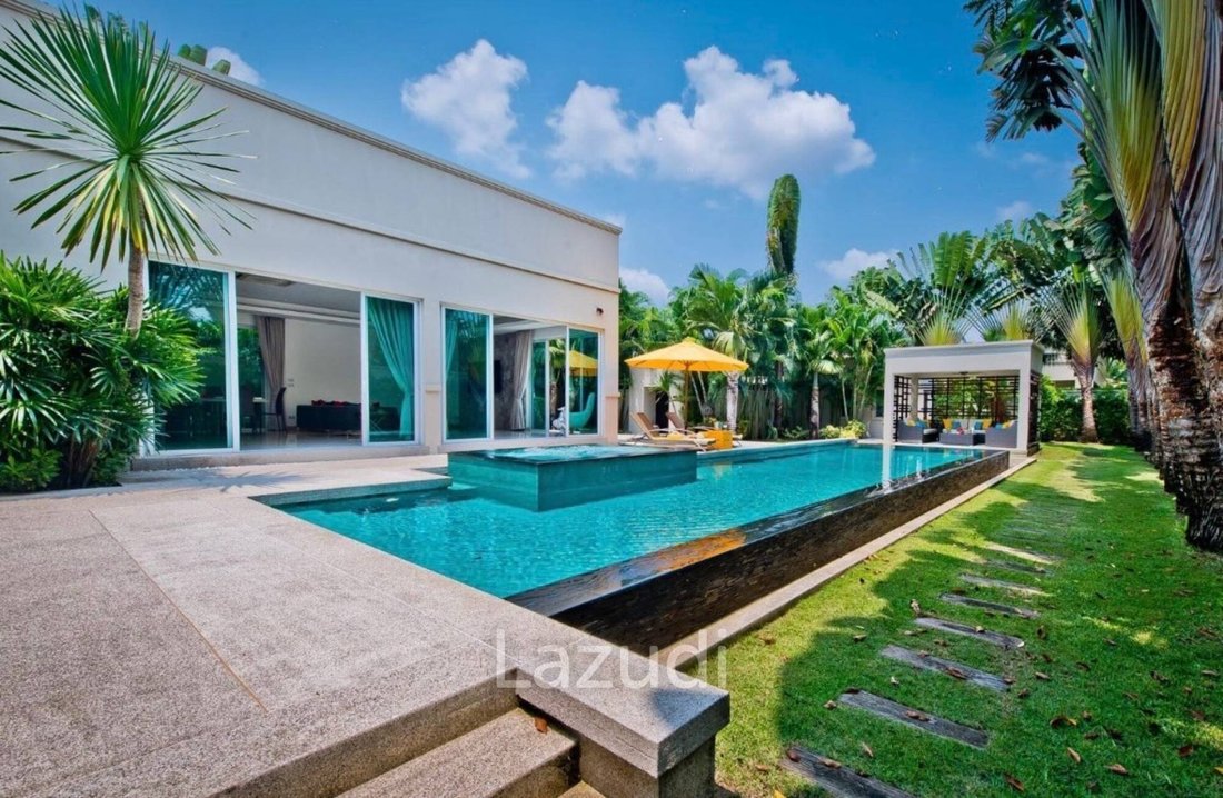 Villa in Pong, Chon Buri, Thailand 1 - 16653767