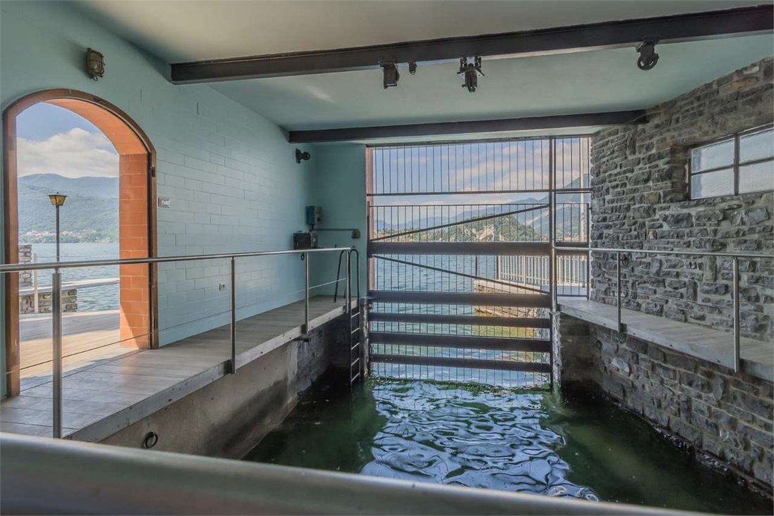 Villa in Varenna, Lombardy, Italy 4 - 16652074