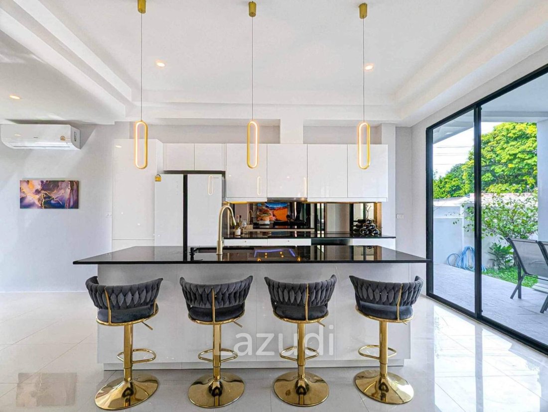 Villa in Pattaya City, Chon Buri, Thailand 5 - 16650052