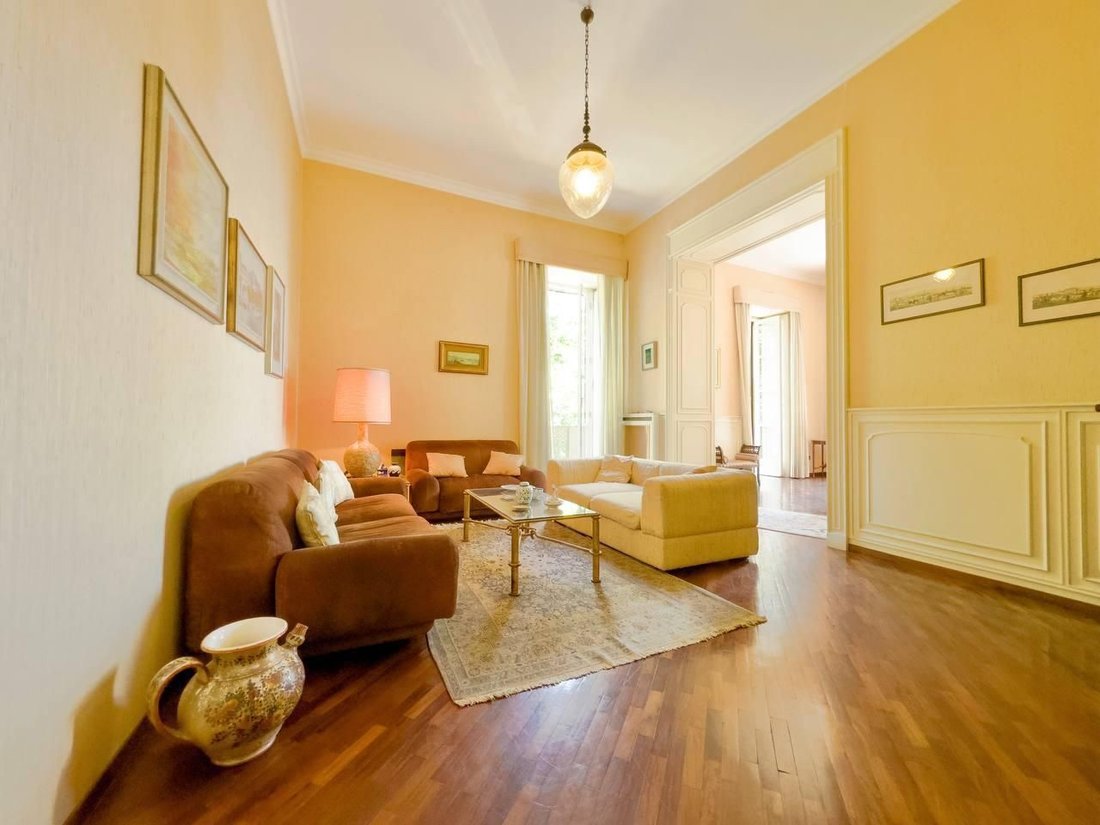 Apartment in Chiaia, Naples, Campania 4 - 16651207