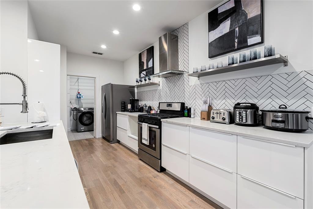 Condo in Dallas, Texas, United States 3 - 16649840