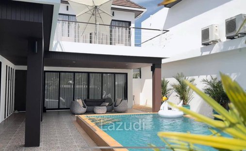 Villa in Choeng Thale, Phuket, Thailand 1