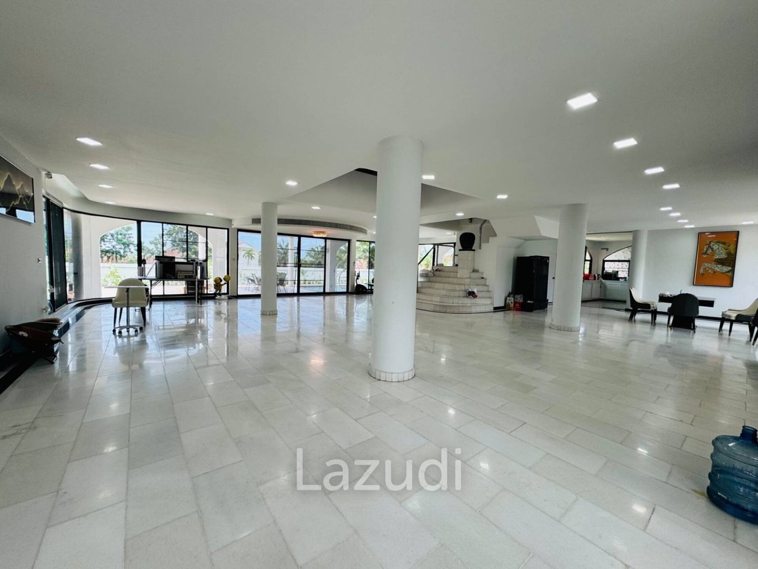Villa in Pattaya City, Chon Buri, Thailand 2 - 16654277