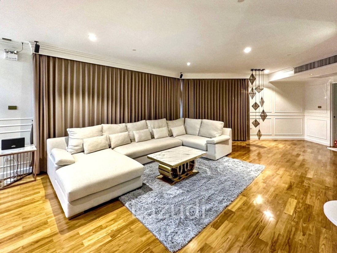 Apartment in Bang Lamphu Lang, Krung Thep Maha Nakhon, Thailand 1 - 16650405