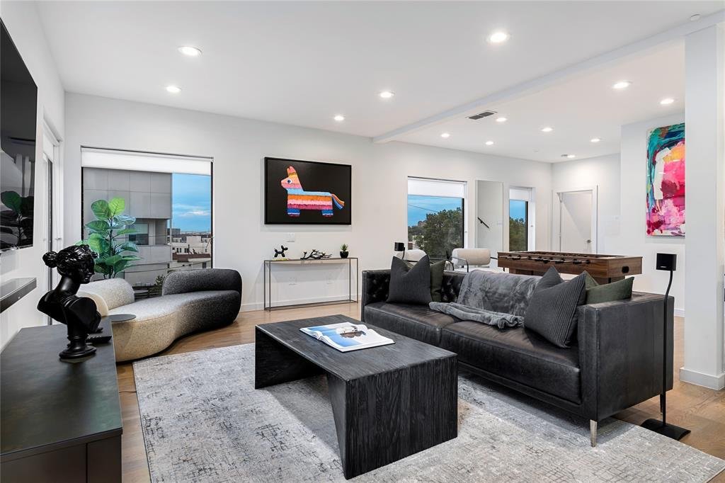 Condo in Dallas, Texas, United States 2 - 16649840
