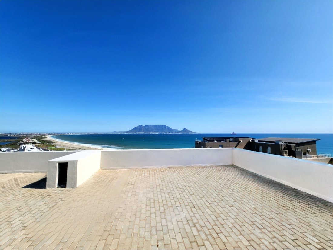 Apartment in Table View, Cape Town, South Africa 2 - 16649493