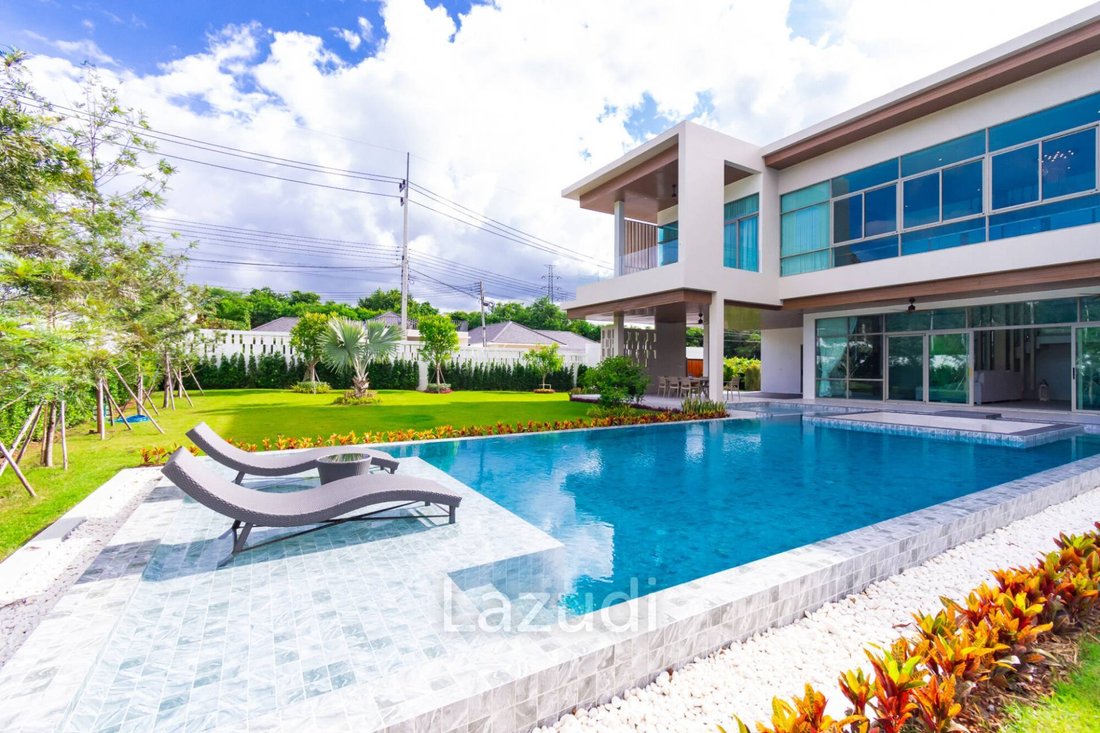 Villa in Hin Lek Fai, Prachuap Khiri Khan, Thailand 2 - 16650492