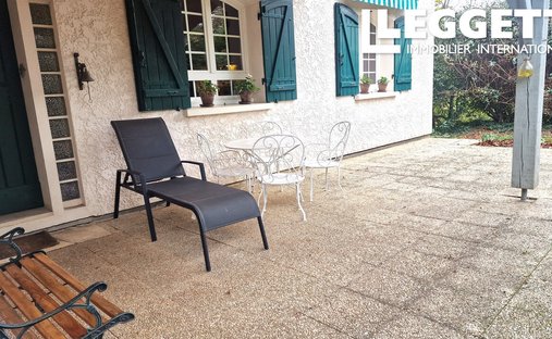 Castle for Sale in Bouliac, Nouvelle-Aquitaine, France