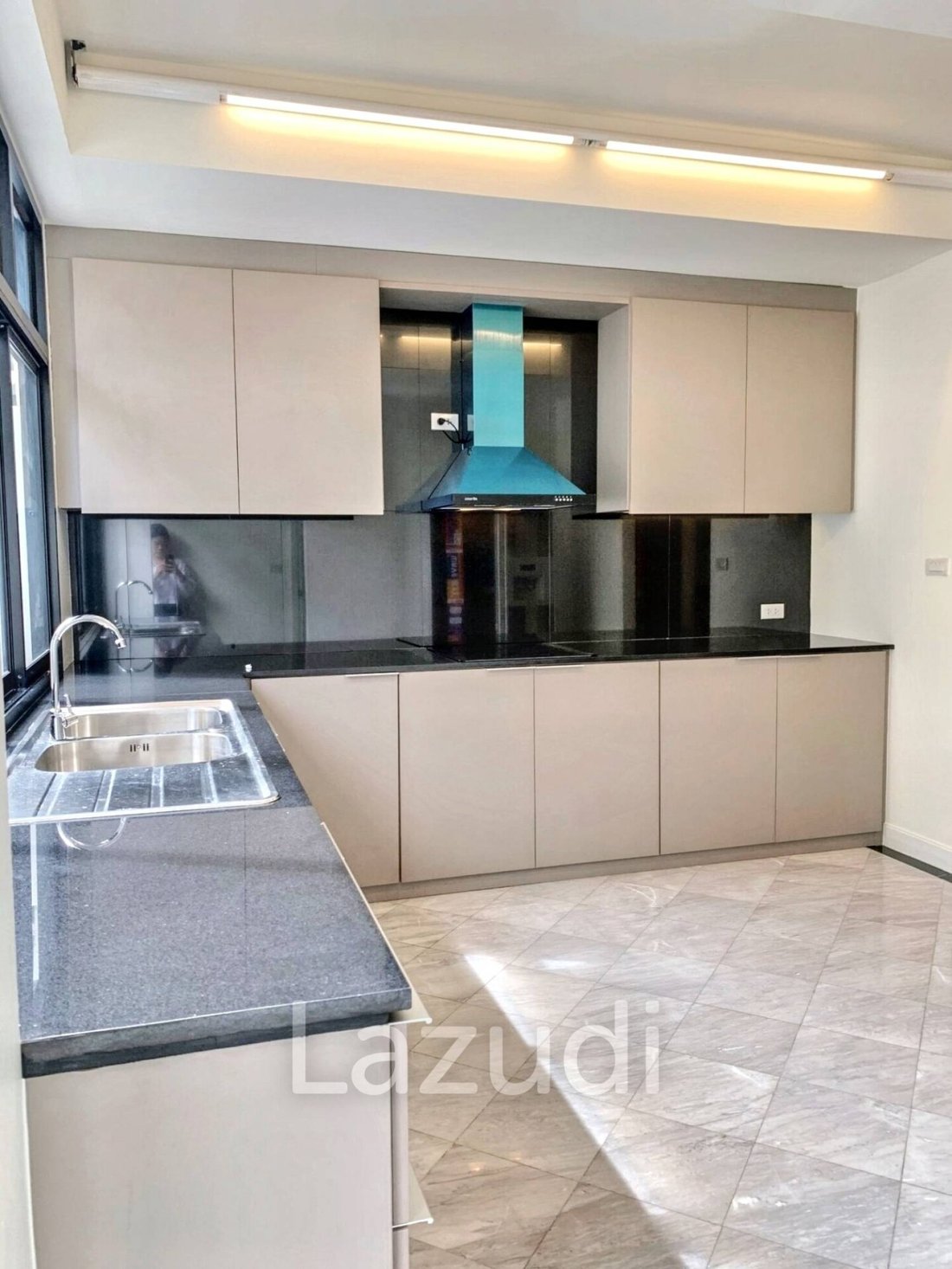 House in Bangkok, Bangkok, Thailand 5 - 13299007
