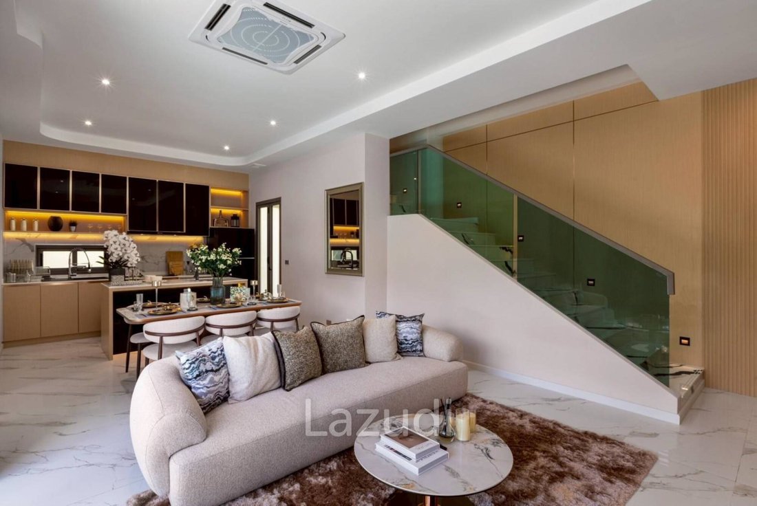 Villa in Pattaya City, Chon Buri, Thailand 2 - 16650848