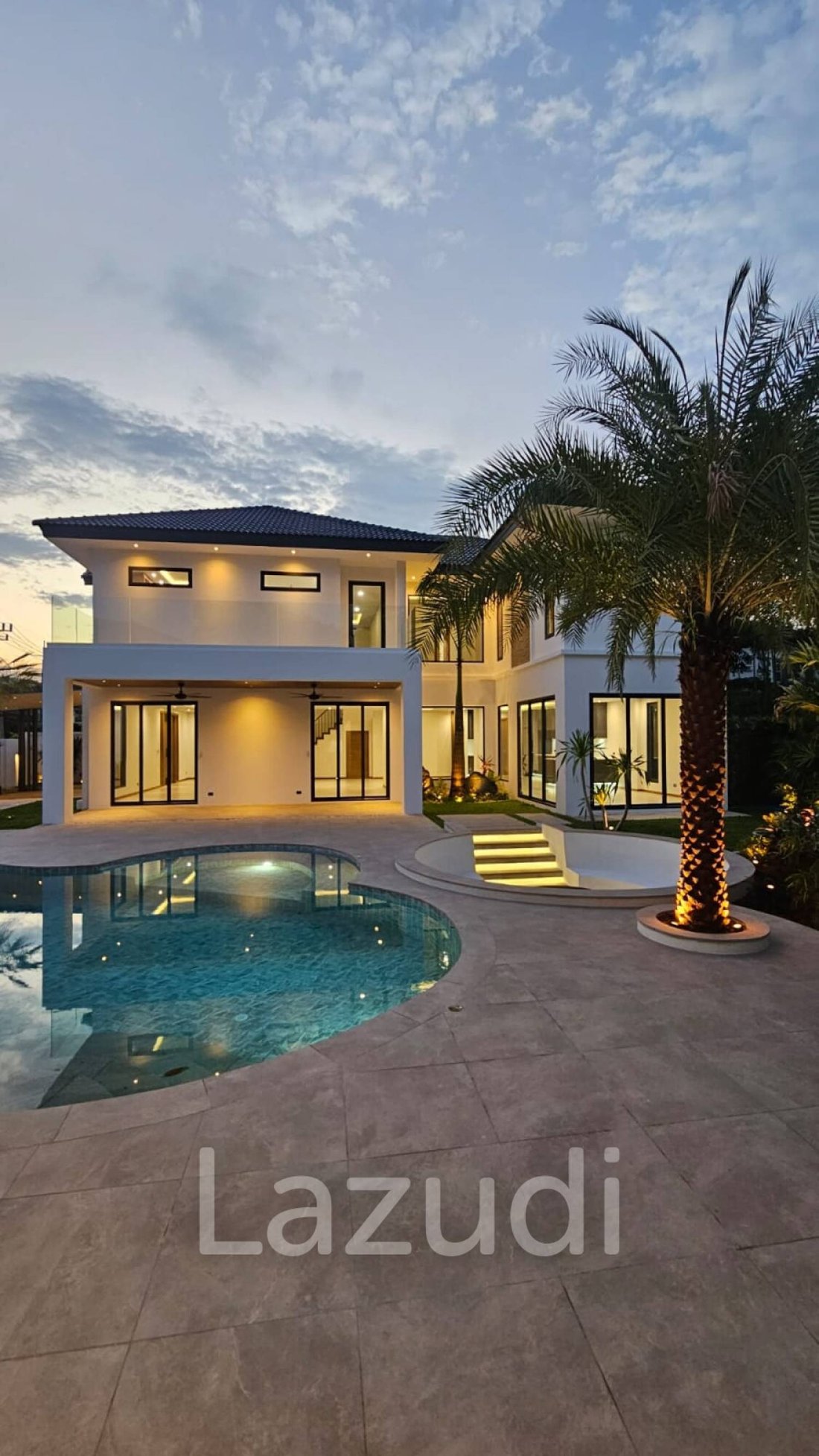 Villa in Chalong, Phuket, Thailand 1 - 16653577
