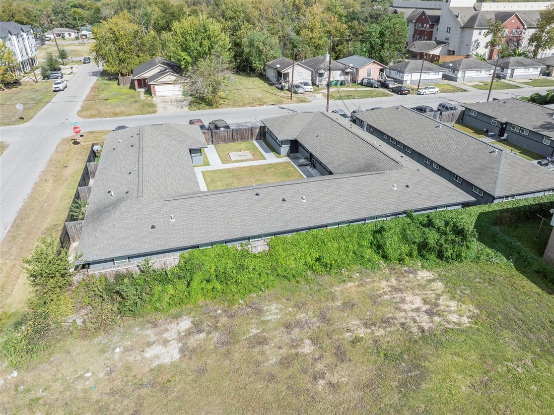 Houston, Texas, United States 5 - 16652277