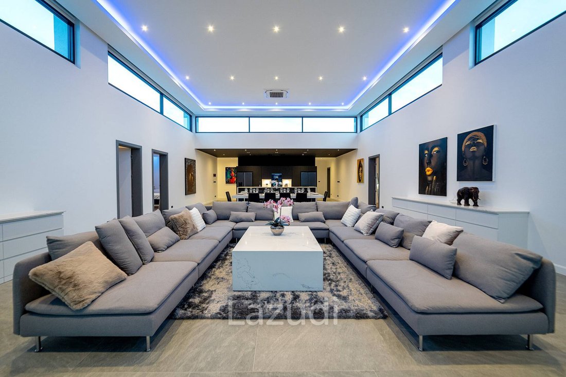 Villa in Pattaya City, Chon Buri, Thailand 3 - 16650448