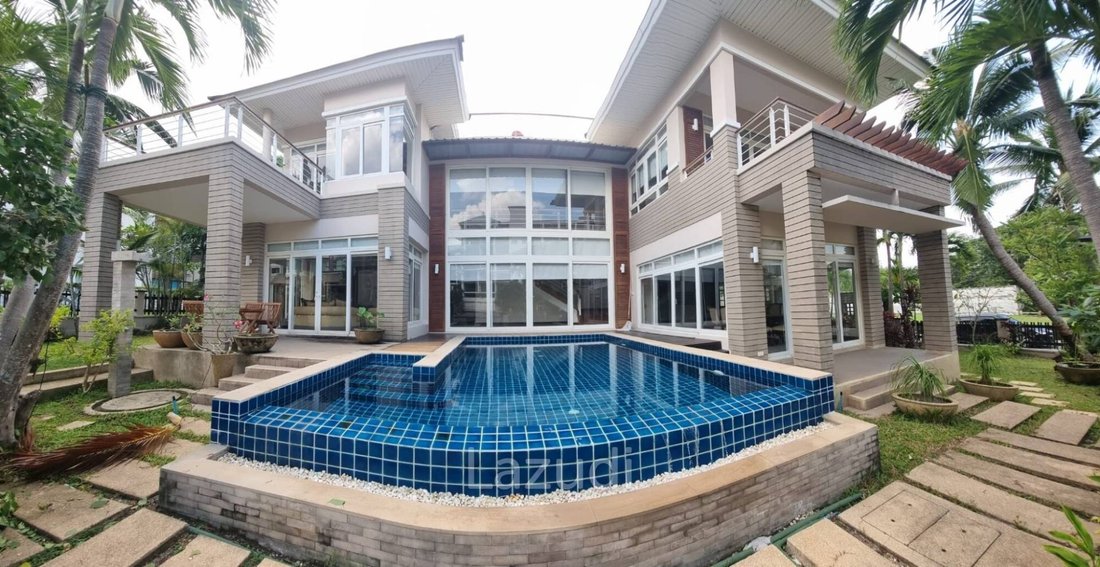 Villa in Na Chom Thian, Chon Buri, Thailand 1 - 16650438