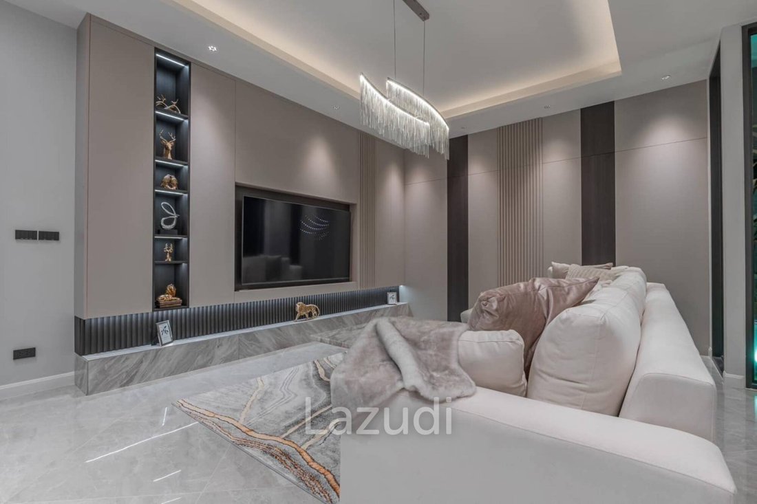 Villa in Pattaya City, Chon Buri, Thailand 4 - 16650070