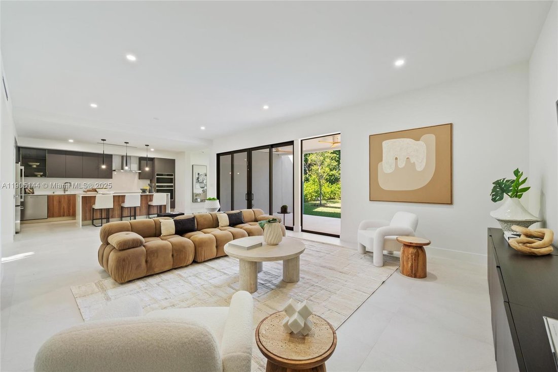 House in Miami, Florida, United States 5 - 16652782
