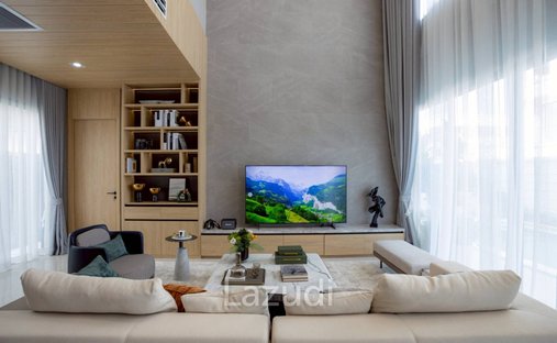 Villa in Pattaya City, Chon Buri, Thailand 1
