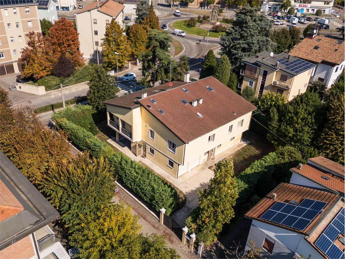 Villa in Campogalliano, Emilia-Romagna, Italy 3 - 16651539