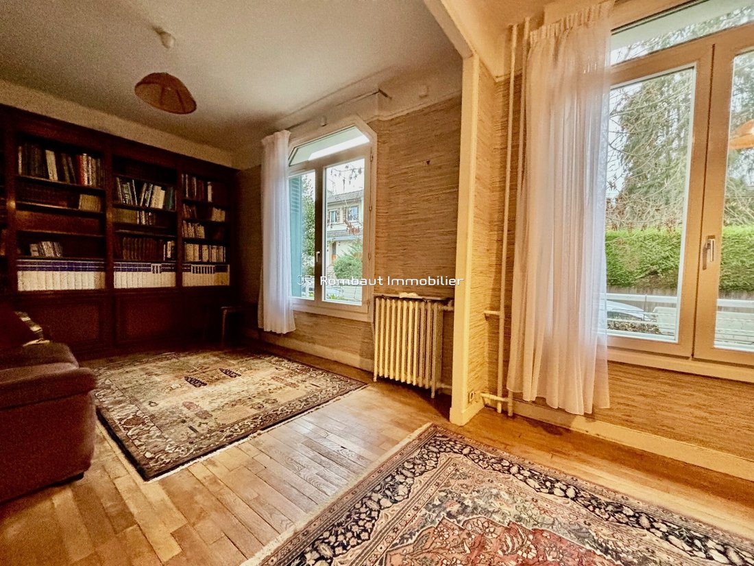 House in Bourg-La Feuillaume Nord, La Celle-Saint-Cloud, France 4 - 16654052