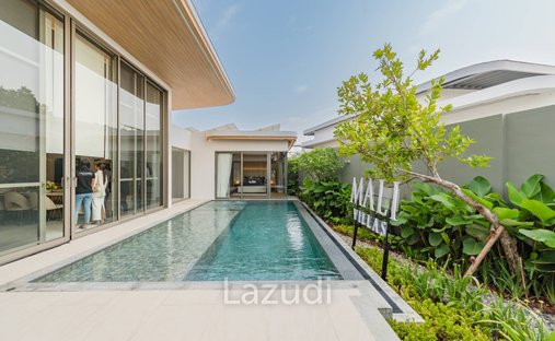 Villa in Thep Krasatti, Phuket, Thailand 1