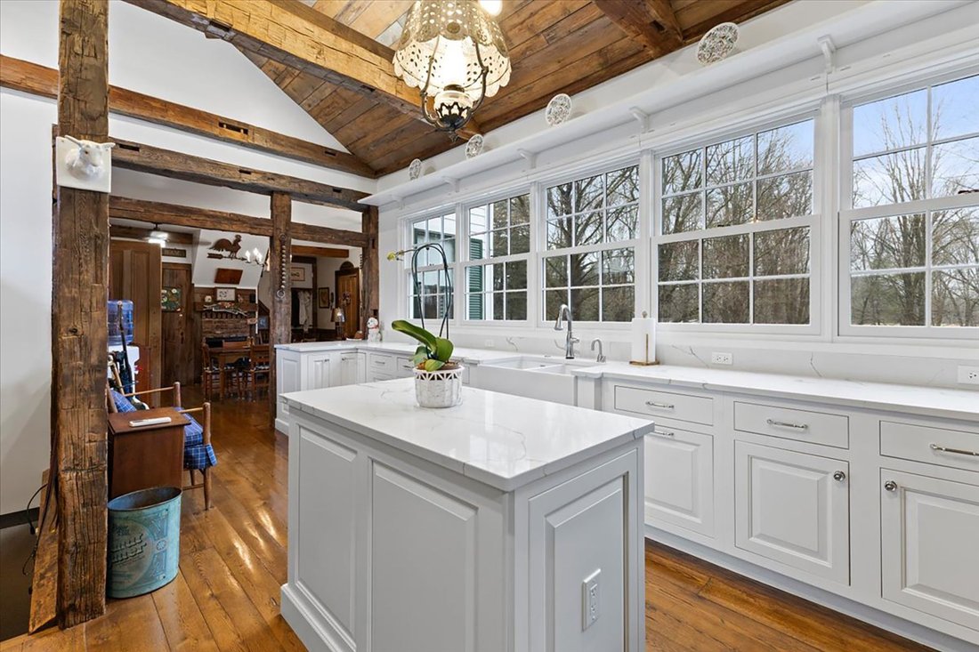 Casa en Saratoga Springs, Nueva York, Estados Unidos 4 - 16650387