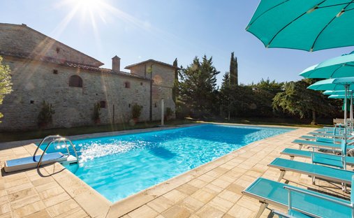 Castle for Sale in Serre di Rapolano, Tuscany, Italy