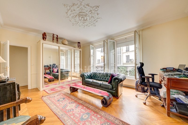 Apartment in Saint Philippe du Roule, Paris 8e Arrondissement, Paris 2 - 16649239