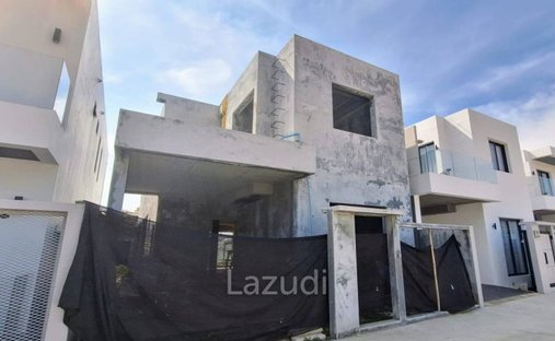 Villa in Rawai, Phuket, Thailand 1