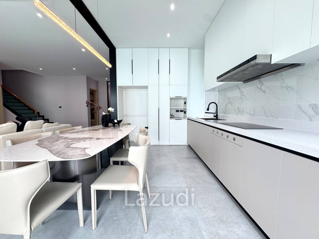 Villa in Pattaya City, Chon Buri, Thailand 5 - 16650553