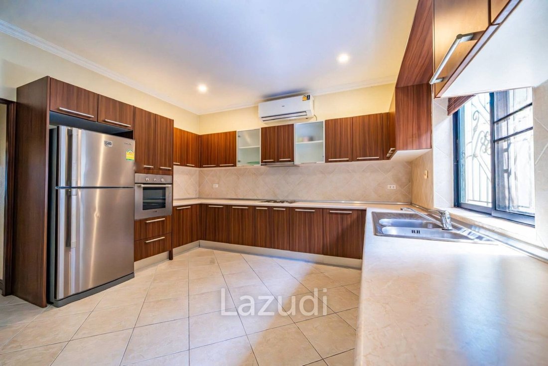 Villa in Pattaya City, Chon Buri, Thailand 5 - 16650541
